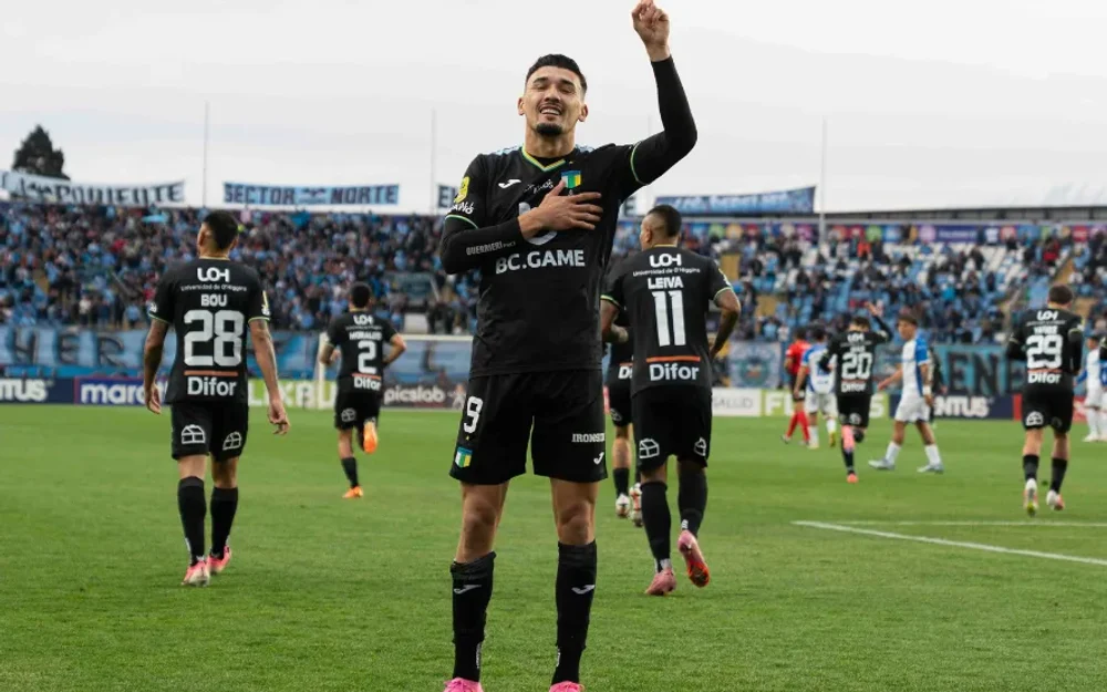 O'Higgins gana a Santa Cruz en la ida de octavos de Copa Chile