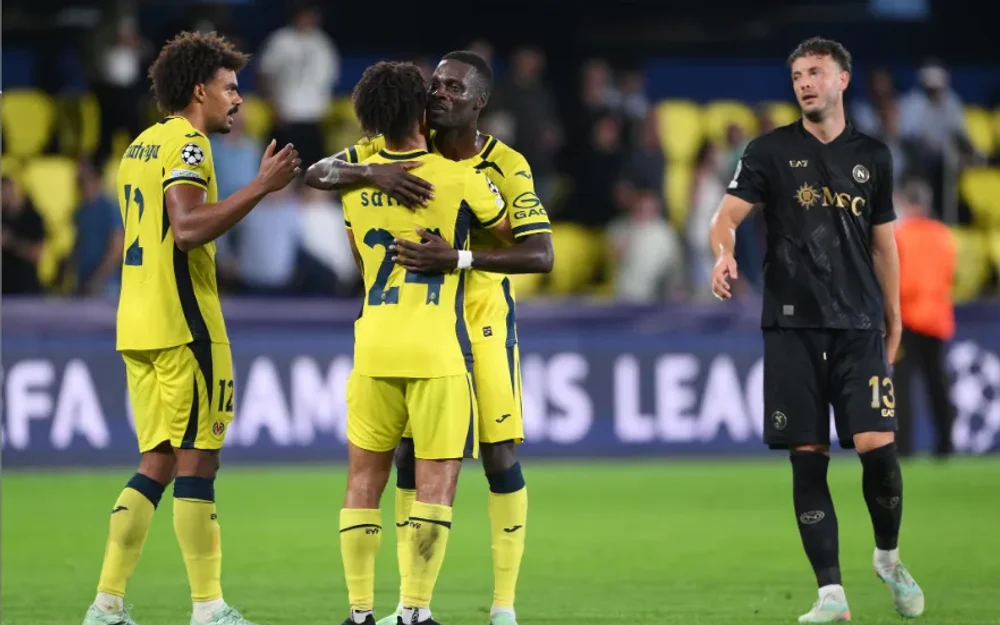 Villarreal remonta al Napoli y suma su primer triunfo en la Champions League