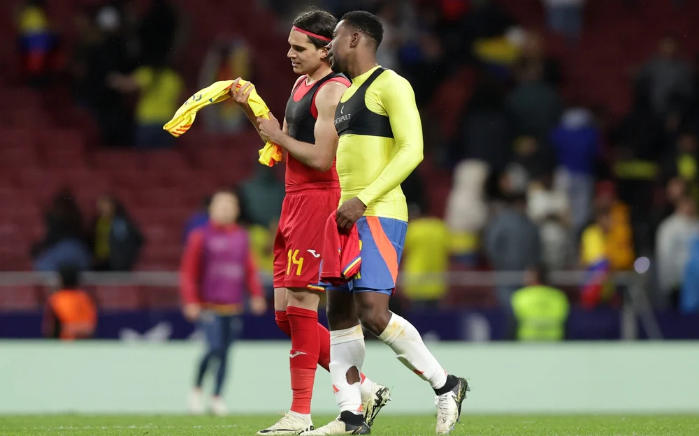 El intercambio de camisetas: una costumbre que arrancó en 1931 y sigue firme tras el pitazo final