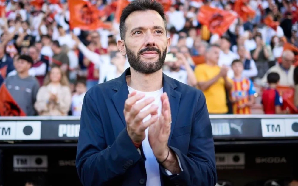 Corberán se despide del Valencia tras 629 días: "No es un adiós cualquiera"