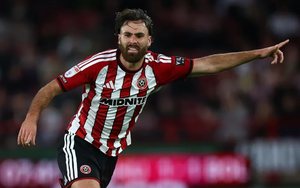 Ben Brereton fue titular en la derrota de Sheffield United ante Wolverhampton en la Championship