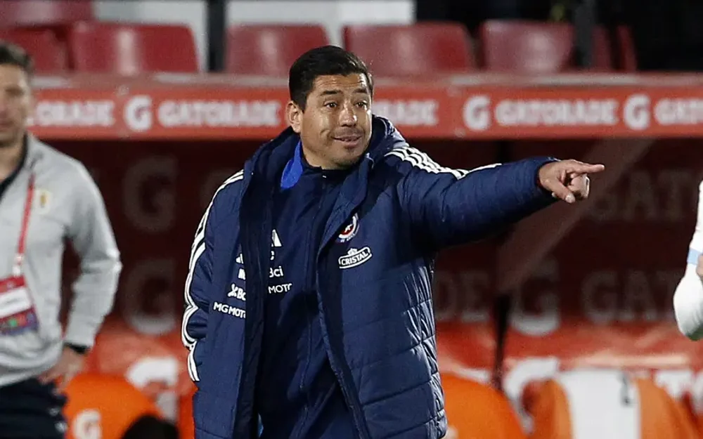 Nicolás Córdova suma 14 debutantes en La Roja entre sus dos ciclos