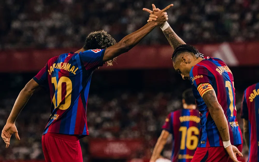 Barcelona golea 4-1 al Galatasaray y se instala entre los líderes de la fase de liga de la Champions