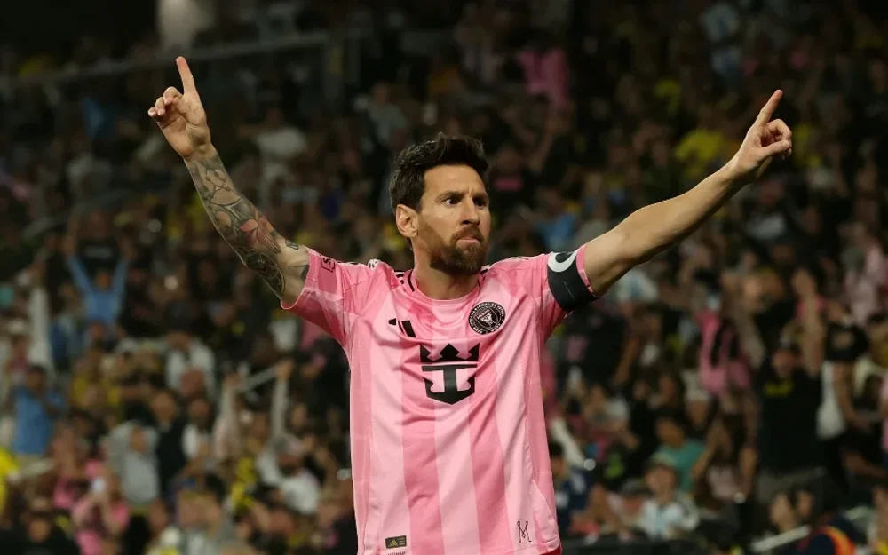 Messi marca un golazo de tiro libre en la derrota de Inter Miami ante Columbus Crew