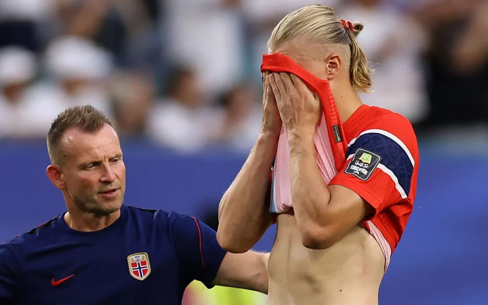 Noruega vuelve a tropezar en la Nations League: cae 2-1 ante Gales y suma dos derrotas al hilo