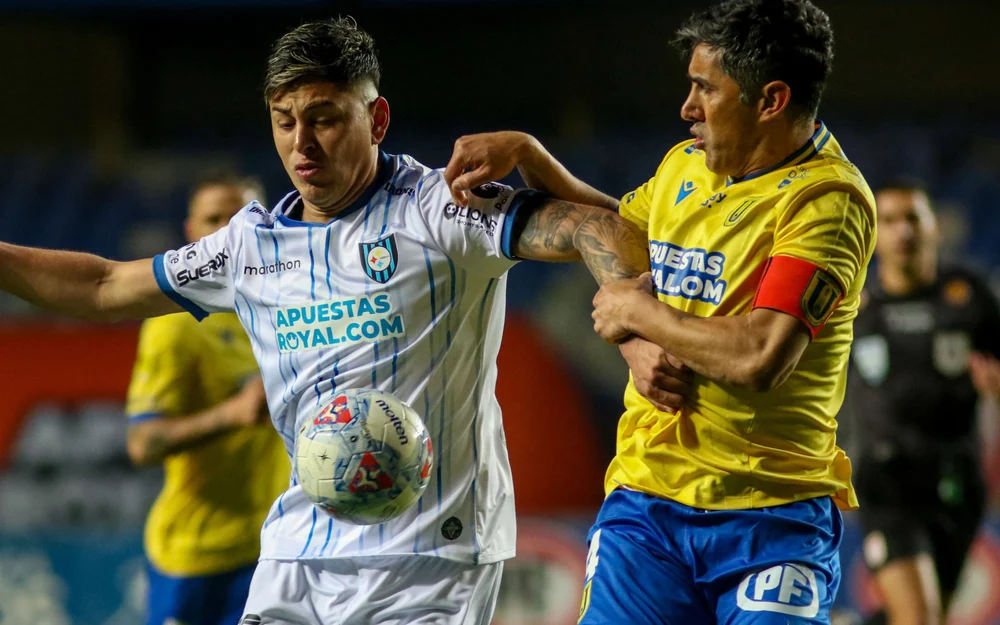 Huachipato vence a Universidad de Concepción en partido pendiente de la fecha 23