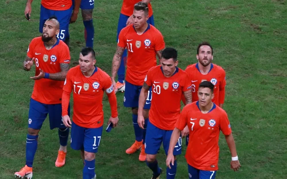Vidal pide que la Generación Dorada vuelva a La Roja: "Hay una manía con sacar a los grandes"