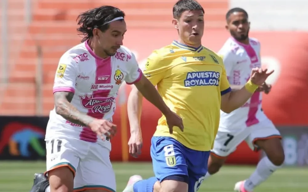 Cobresal empata 1-1 con U. de Concepción con gol de Pacheco en el 90+5' y sigue fuera del descenso