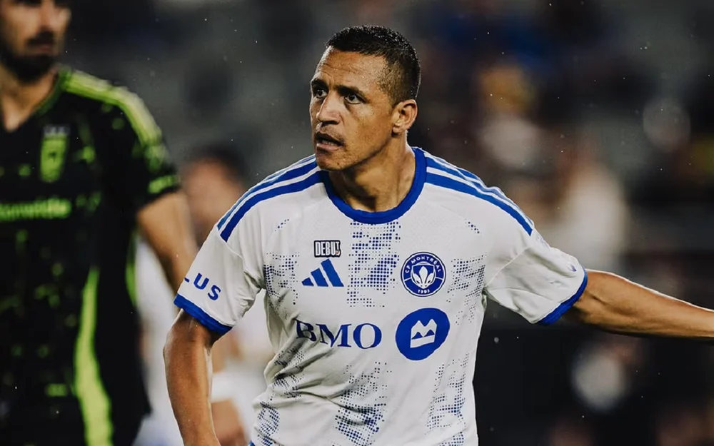 Toronto y Montreal empataban sin goles con Alexis Sánchez y Benjamín Kuscevic en cancha