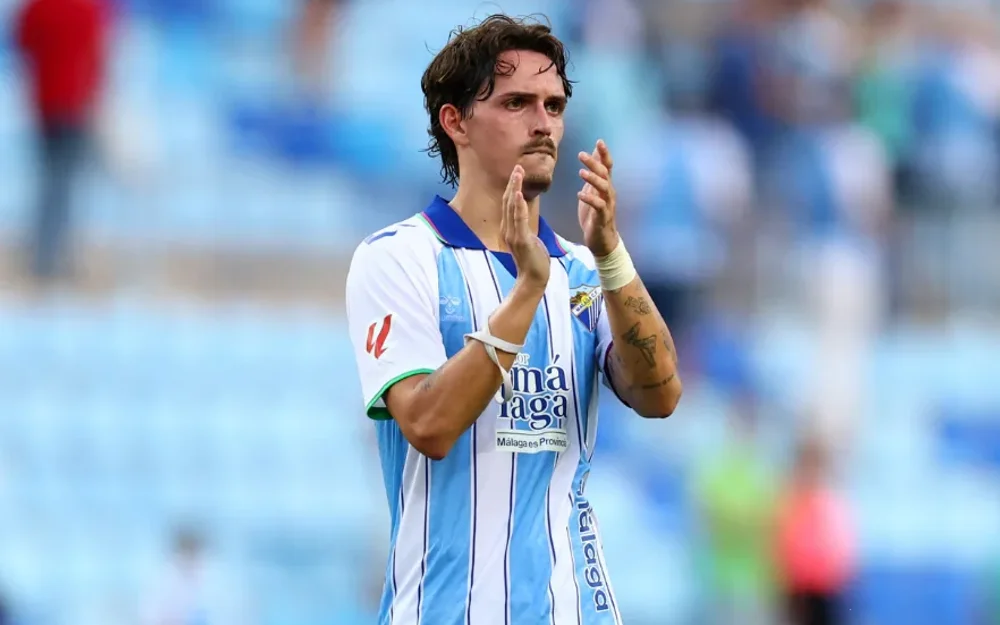 Málaga no aguanta la ventaja y cae ante Villarreal en La Liga