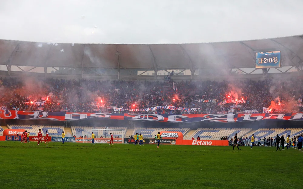 Tribunal de Disciplina castiga a 5.001 hinchas de la U y a 2.765 de Coquimbo por incidentes