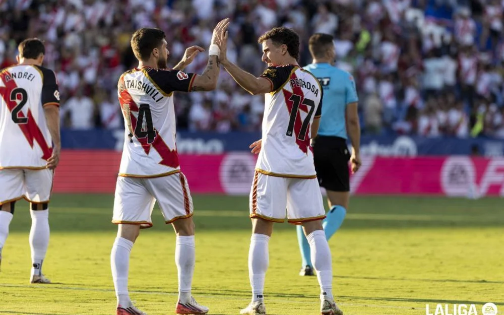 Rayo Vallecano y Espanyol registran una de las asistencias más bajas en Butarque