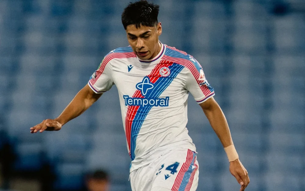 Darío Osorio y Crystal Palace visitan al Leeds United por la Premier League