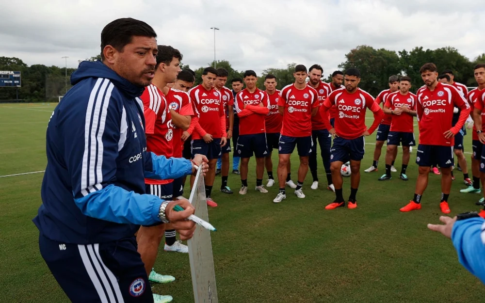 Nicolás Córdova anticipa el amistoso de Chile ante Canadá: "El rival tiene jugadores en ligas importantes"
