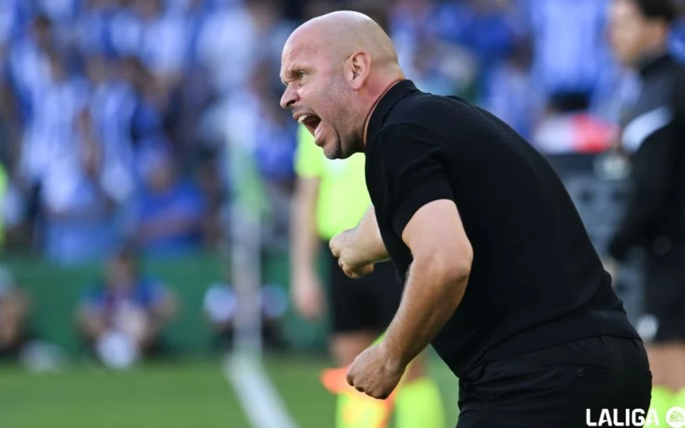 José Alberto destaca el triunfo del Racing ante el Alavés y elogia el rendimiento colectivo