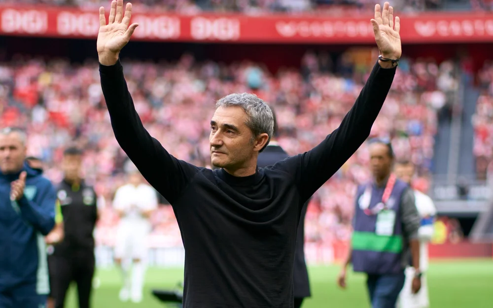 Valverde descarta dirigir al Valencia y Óscar Sánchez seguirá al frente ante la Real