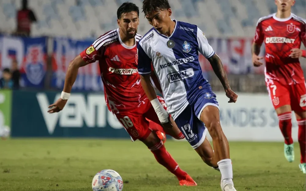 Antofagasta golpea primero y vence 2-0 a la U en la ida de cuartos de Copa Chile