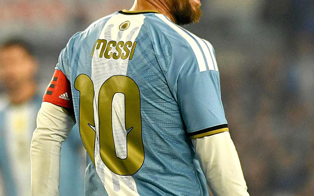 Fernando Véjar cobró el penal que selló el último gol de Messi con Argentina