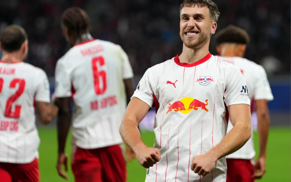 Leipzig gana al PSV con gol de Gruda y suma sus primeros puntos en la Champions