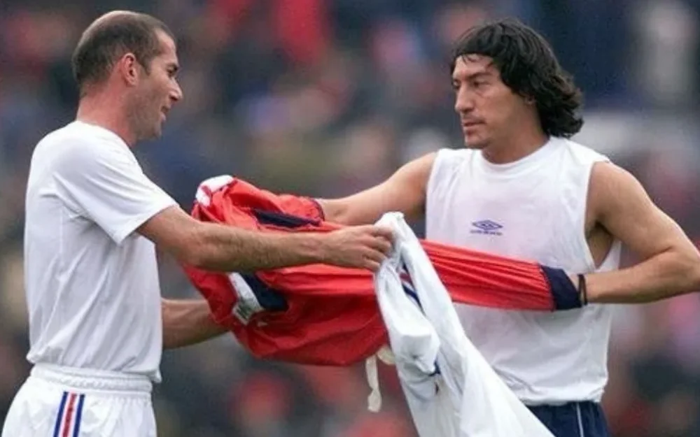 Zidane reveló su admiración por Iván Zamorano: "Por algo le llamaban El Helicóptero"