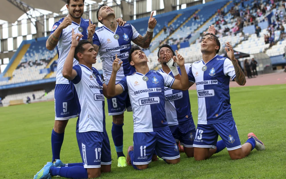 Antofagasta se impone a Rangers y regresa a la zona de liguilla en la Primera B