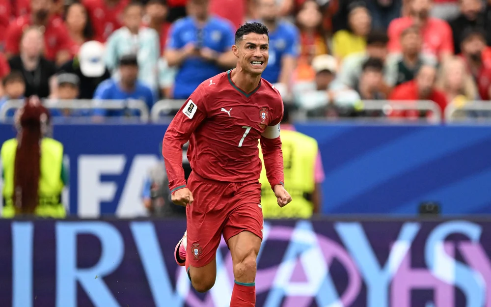 Cristiano Ronaldo arremete contra Simon Jordan: "Deja de usar bótox, pareces una manzana"