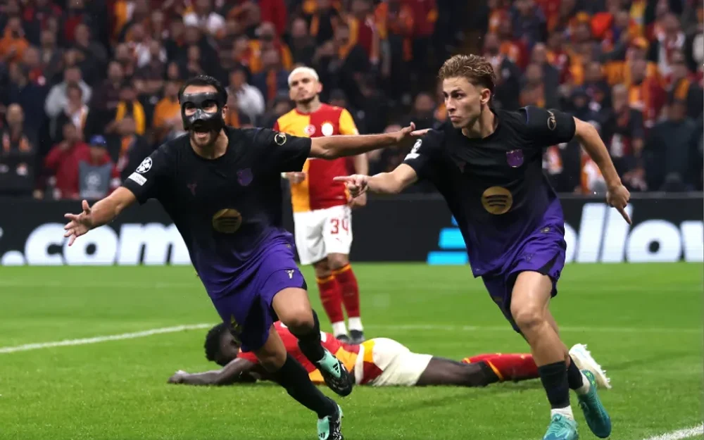 Barcelona remonta en Estambul y lidera la fase de liga de la Champions