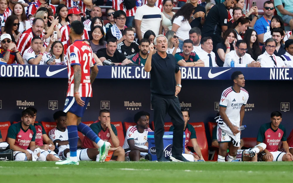 Mourinho y su futuro incierto en el foco de la Champions League