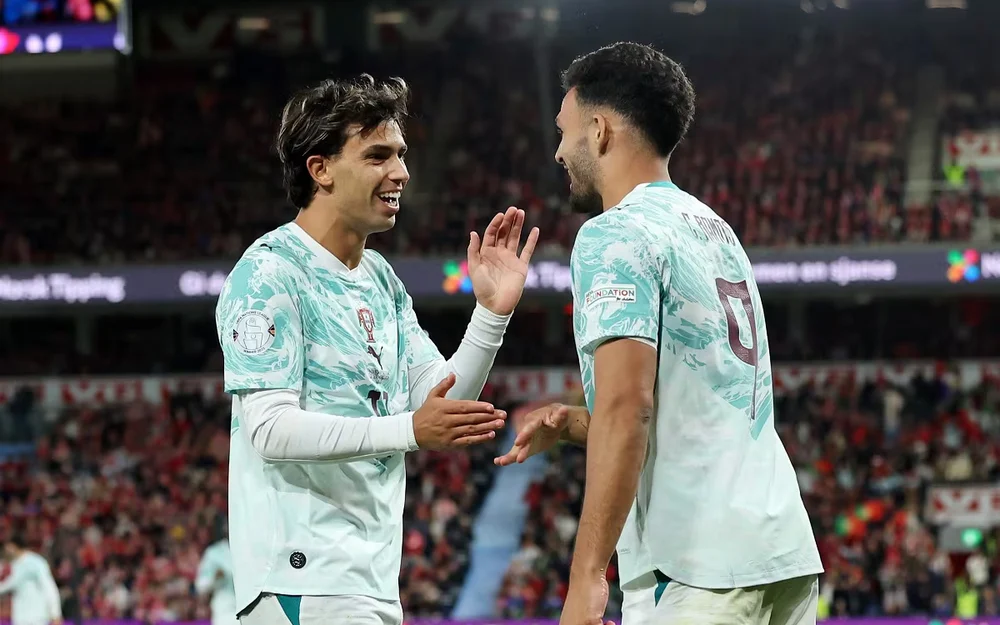 Portugal golea 4-2 a Dinamarca y mantiene su racha perfecta en la Nations League