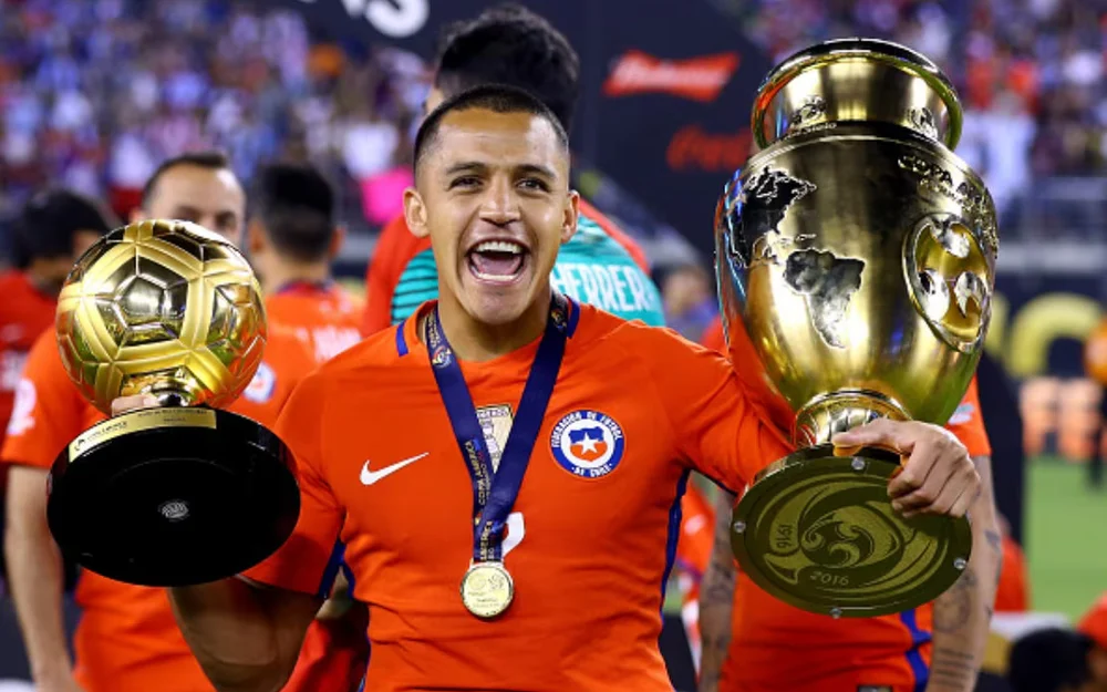 Saviola pone a Alexis Sánchez a su altura en reto viral: "Lo pondría en el mismo lugar"