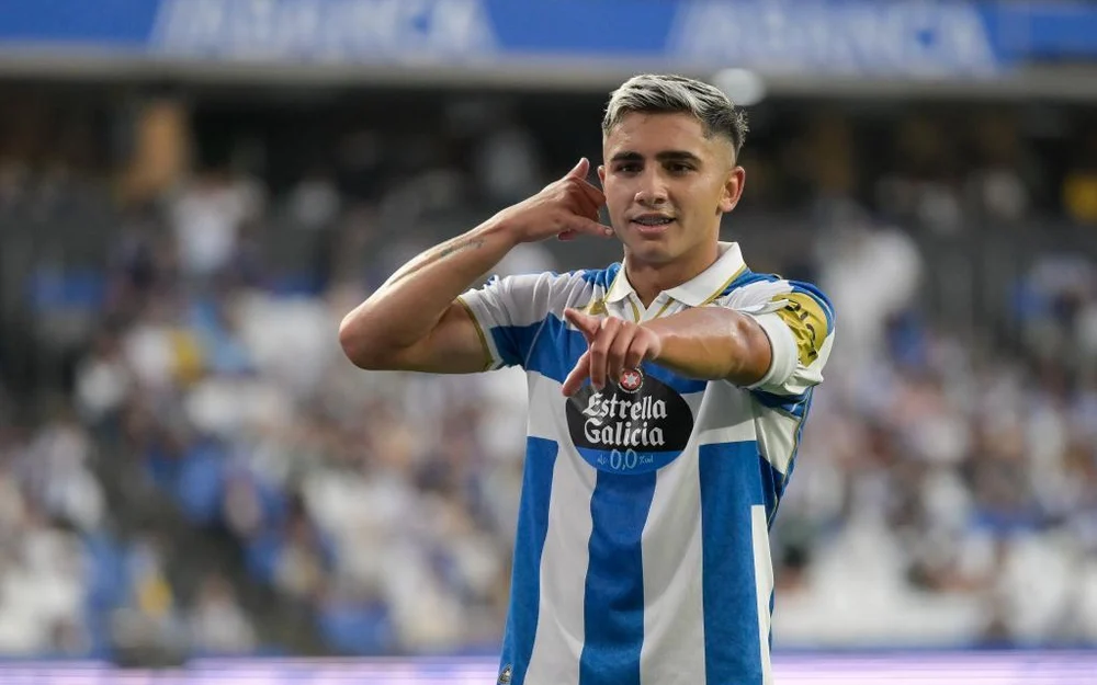 Yeremay debuta como titular y capitán en la Champions League