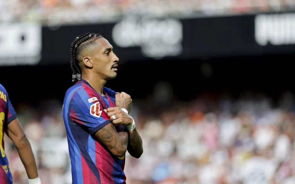 Sevilla y Barcelona definen sus onces para el duelo de LaLiga