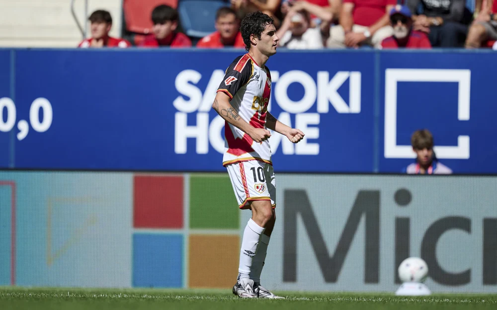 Sergio Camello anota ante Osasuna y firma su mejor registro goleador en Primera