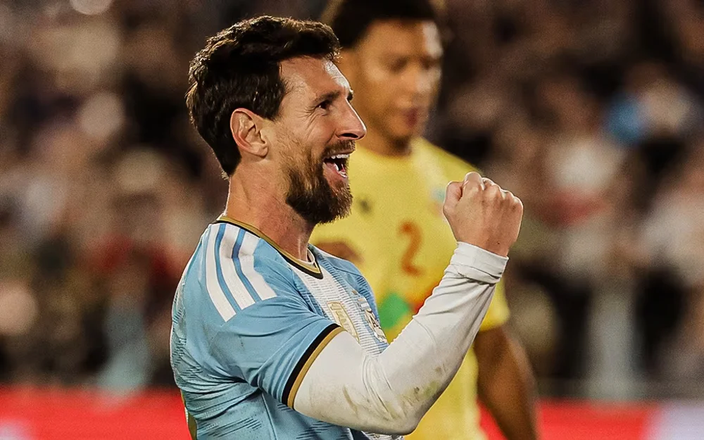 Messi cierra su ciclo en la selección argentina entre saludos de Ronaldinho, Modric y sus clubes
