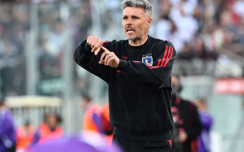 Fernando Ortiz asume la autocrítica en Colo Colo tras nuevo empate en el Monumental