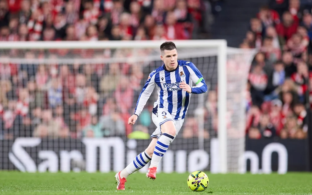 Real Sociedad sufre bajas en defensa para recibir al Atlético de Madrid