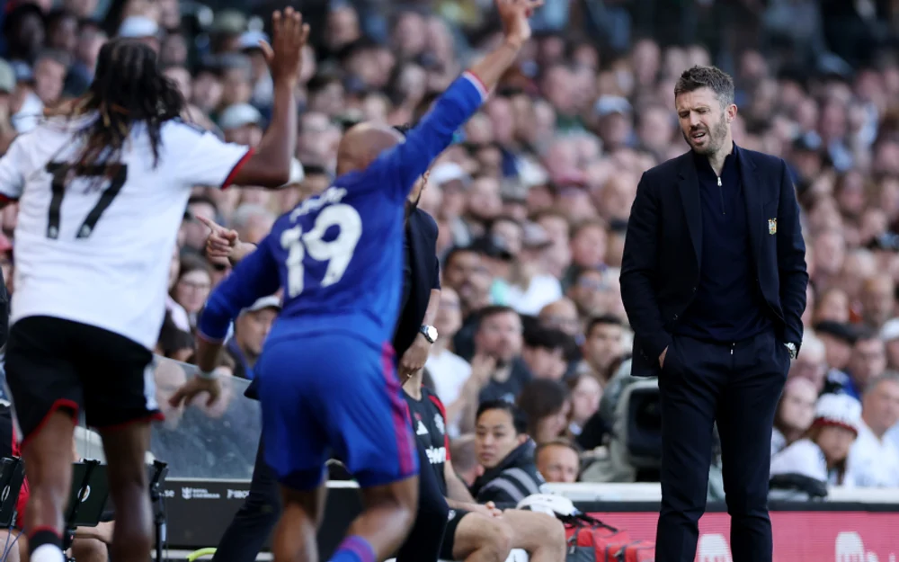 Manchester United empata ante Fulham y sigue sin convencer en la Premier League