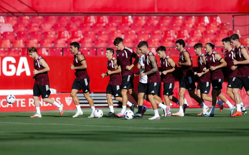 Aston Villa visita al Sevilla en el Trofeo Antonio Puerta