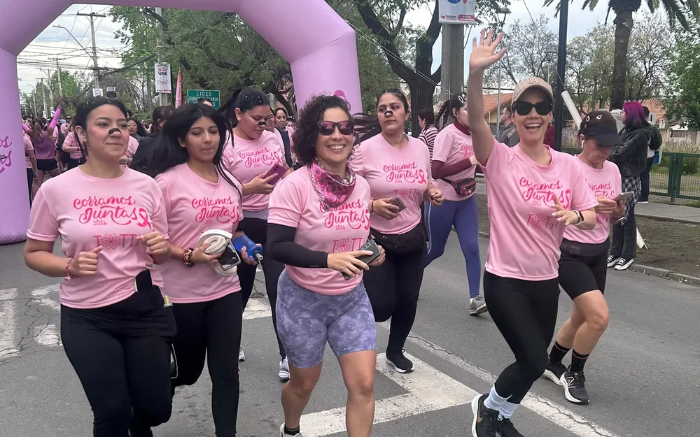 Corramos Juntas 2026 llenó la Plaza Ossandón: 3 mil inscritas y más de 4 mil asistentes en La Reina