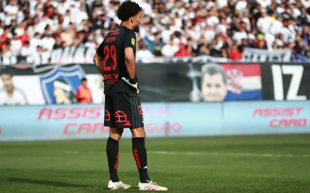 Vozinha adelanta su regreso a Colo Colo y se suma a la competencia por el arco albo