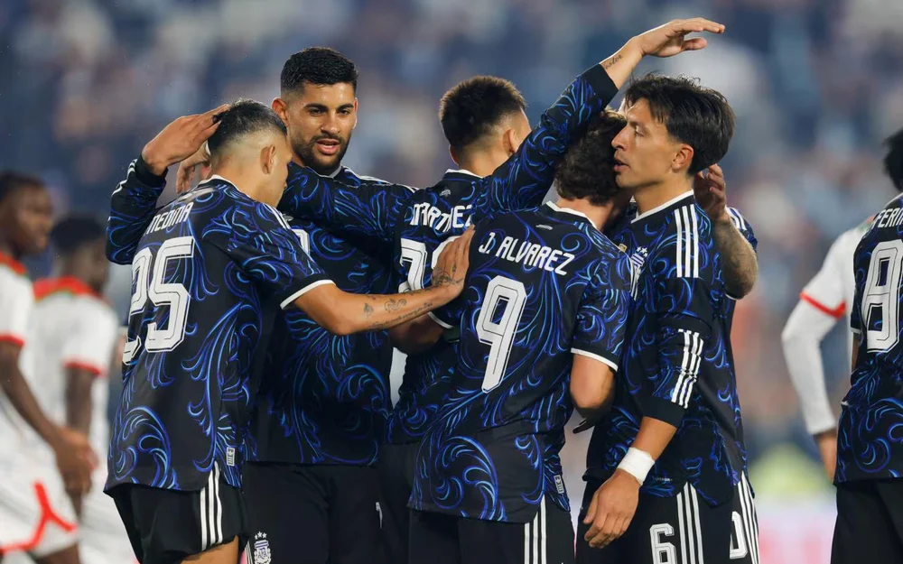 Prensa argentina califica de "papelón" el 7-0 sobre Burkina Faso en el Monumental