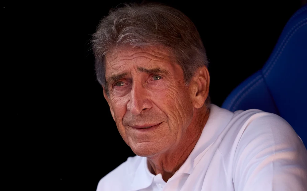 Pellegrini retoma los entrenamientos en el Betis y recibe la visita de Gustavo Quinteros