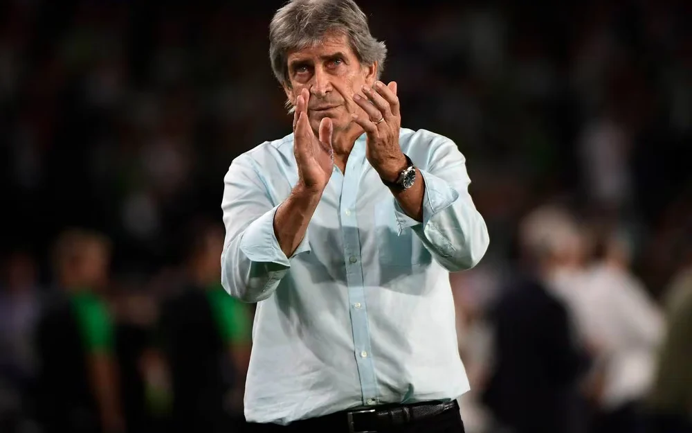 Pellegrini tiene cláusula para dejar el Betis gratis si lo llama la selección chilena