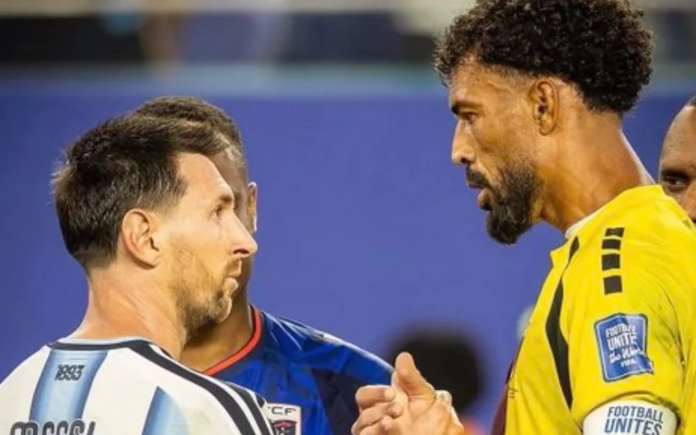 Vozinha se suma a los homenajes a Messi tras el adiós del astro a la selección argentina