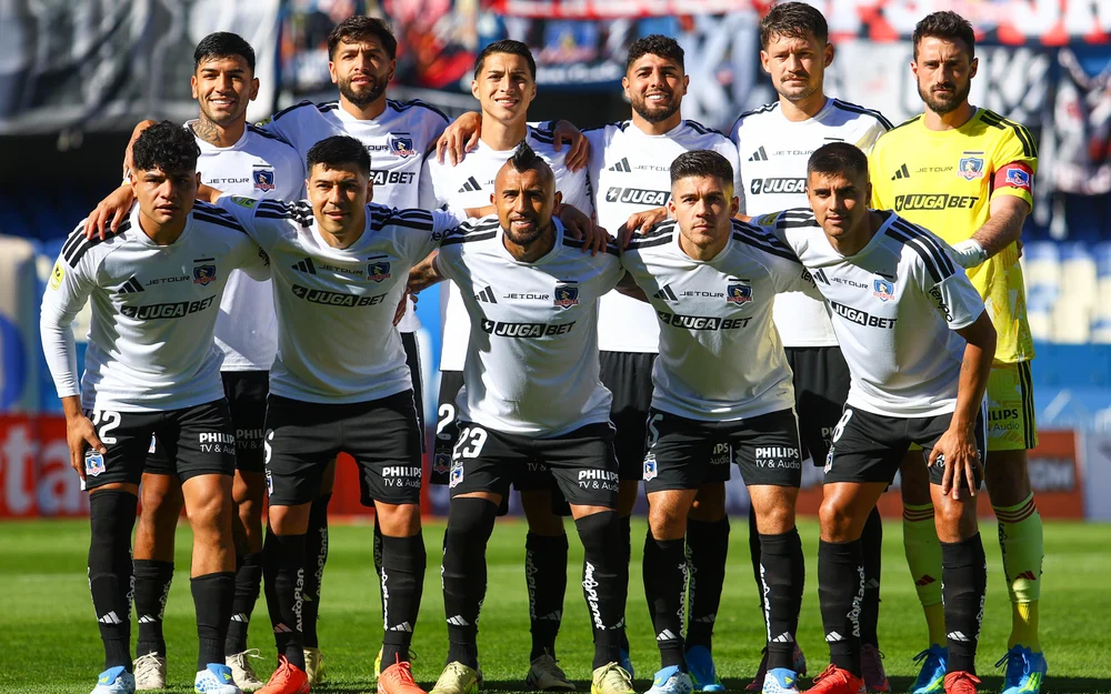 Colo Colo recupera a Joaquín Sosa y Claudio Aquino en los entrenamientos