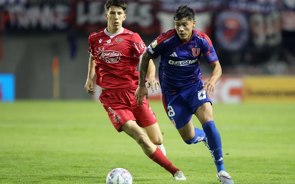 Cuatro partidos animan el fútbol chileno este lunes feriado: la U cierra la fecha 24 ante Ñublense