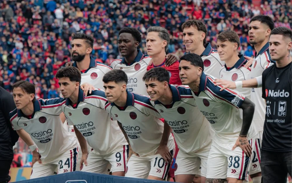 San Lorenzo venció a Riestra y se mete en la pelea por los playoffs del Clausura argentino